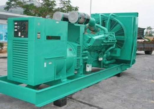 阳春75kw康明斯柴油发电车出租_COPY_COPY